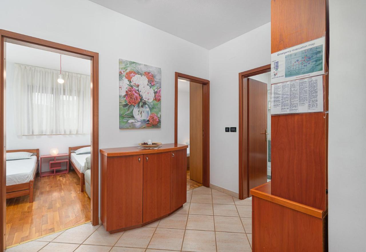 Sea View Apartment - Roberto Poreč Eksteriør billede